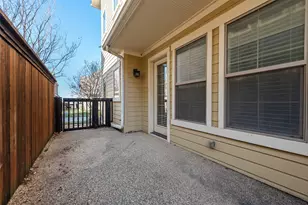 10543 Steinbeck Ln, Irving, TX 75063 - Photo 23