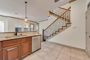 10543 Steinbeck Ln, Irving, TX 75063 - Photo 9