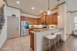 10543 Steinbeck Ln, Irving, TX 75063 - Photo 7