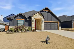 929 Tesslynn Ave, Godley, TX 76044 - Photo 1