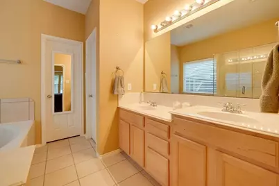 5517 Crimson Oaks Drive, Frisco, TX 75035 - Photo 19