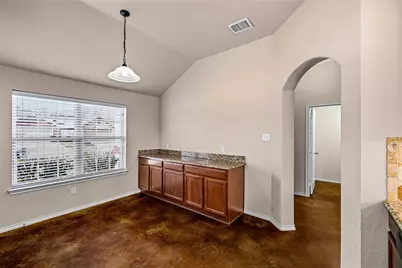 4205 Sapphire Lane, Granbury, TX 76049 - Photo 13