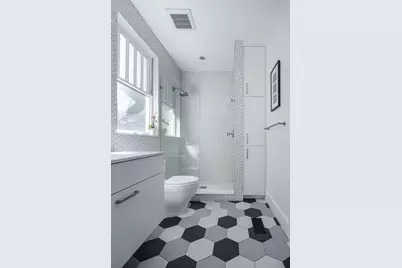 319 N Edgefield Avenue, Dallas, TX 75208 - Photo 17