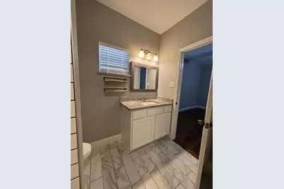 704 S Clinton Avenue, Dallas, TX 75208 - Photo 5