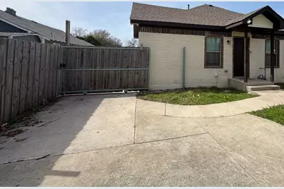 704 S Clinton Avenue, Dallas, TX 75208 - Photo 15