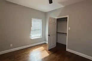 704 S Clinton Ave, Dallas, TX 75208 - Photo 9