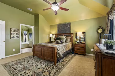 2136 Pritchard Drive, Grapevine, TX 76051 - Photo 15