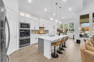 2218 Christopher Ln, Euless, TX 76040 - Photo 9