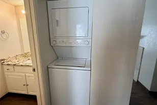 2300 Bamboo Dr, Arlington, TX 76006 - Photo 19