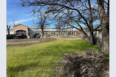 605 W Church Street, San Saba, TX 76877 - Photo 5