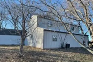 105 E Kelsoe Dr, Sherman, TX 75090 - Photo 1