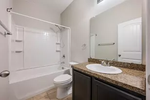 8228 Windsor Forest Dr, Fort Worth, TX 76120 - Photo 13