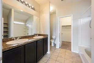 8228 Windsor Forest Dr, Fort Worth, TX 76120 - Photo 11