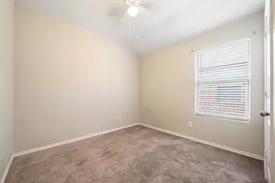 8228 Windsor Forest Drive, Fort Worth, TX 76120 - Photo 15