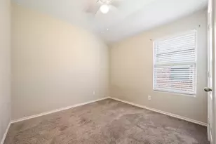 8228 Windsor Forest Dr, Fort Worth, TX 76120 - Photo 15