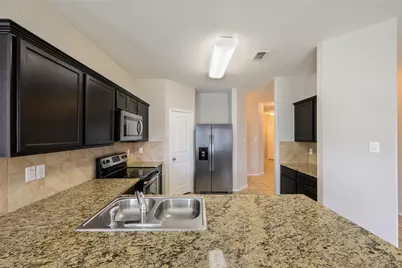 8228 Windsor Forest Drive, Fort Worth, TX 76120 - Photo 7