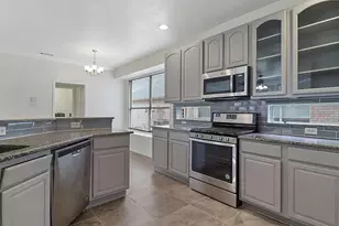 1525 Dimmit Dr, Carrollton, TX 75010 - Photo 3