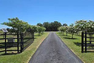 492 Thomas J Egan Rd, Denton, TX 76207 - Photo 3