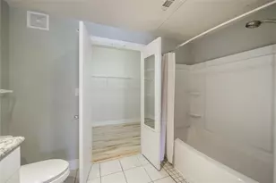 4414 Cedar Springs Rd, Dallas, TX 75219 - Photo 19