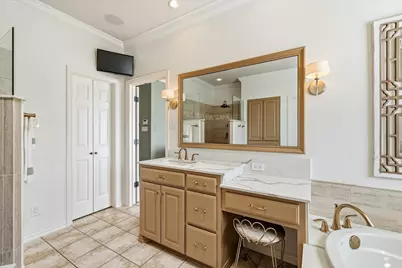 801 Bent Tree Drive, Euless, TX 76039 - Photo 31