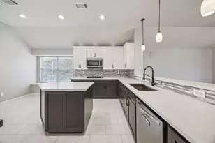 3156 Guadaloupe, Grand Prairie, TX 75054 - Photo 5