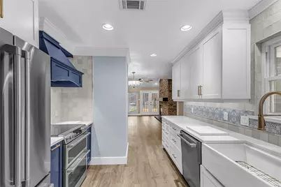 3002 Carolyn Court, Bedford, TX 76021 - Photo 15