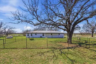 102 Middleton Ct, Weatherford, TX 76087 - Photo 31