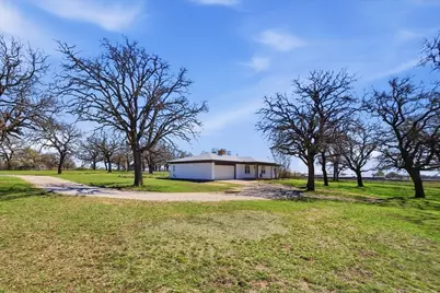 102 Middleton Court, Weatherford, TX 76087 - Photo 7