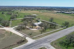 102 Middleton Ct, Weatherford, TX 76087 - Photo 5