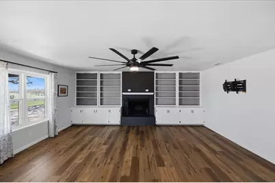 102 Middleton Court, Weatherford, TX 76087 - Photo 11