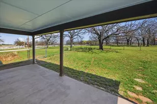 102 Middleton Ct, Weatherford, TX 76087 - Photo 29