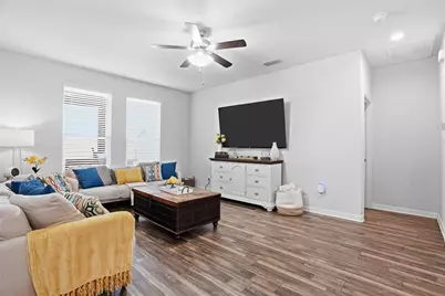 729 Key Deer Drive, Burleson, TX 76028 - Photo 5