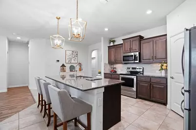 729 Key Deer Drive, Burleson, TX 76028 - Photo 7