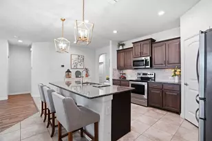 729 Key Deer Dr, Burleson, TX 76028 - Photo 7