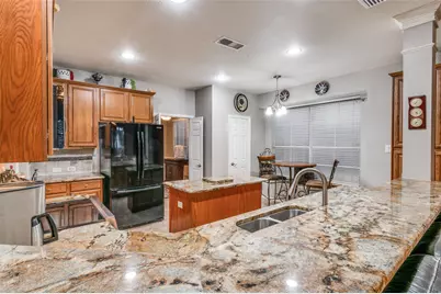 3804 Northpark Drive, Lewisville, TX 75056 - Photo 9