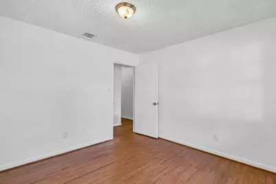 815 N Bledsoe Street, Gilmer, TX 75644 - Photo 15