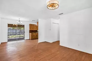 815 N Bledsoe St, Gilmer, TX 75644 - Photo 5