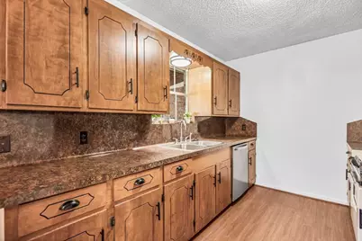 815 N Bledsoe Street, Gilmer, TX 75644 - Photo 9