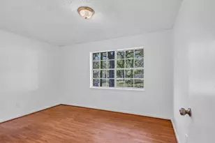 815 N Bledsoe St, Gilmer, TX 75644 - Photo 13