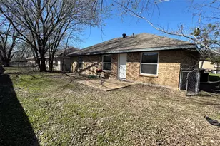 4103 Johnson St, Greenville, TX 75401 - Photo 15