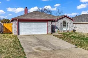 9944 Long Rifle Dr, Fort Worth, TX 76108 - Photo 3