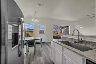 9944 Long Rifle Dr, Fort Worth, TX 76108 - Photo 11