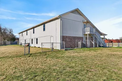 611 W Spring Valley Road, Hewitt, TX 76643 - Photo 3