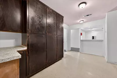 611 W Spring Valley Road, Hewitt, TX 76643 - Photo 9