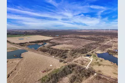 9784 County Line South, Axtell, TX 76624 - Photo 13