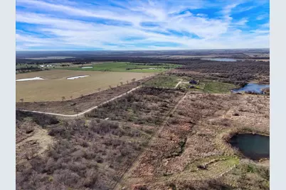 9784 County Line South, Axtell, TX 76624 - Photo 5