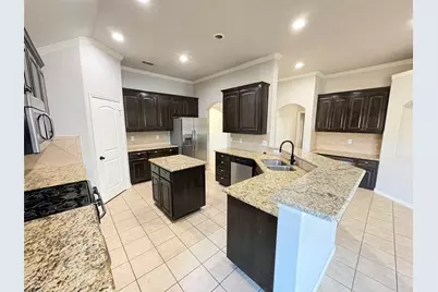 5900 Shiner Drive, Fort Worth, TX 76179 - Photo 5