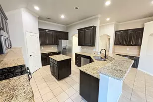 5900 Shiner Dr, Fort Worth, TX 76179 - Photo 5