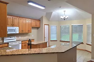 646 W Park Dr, Keller, TX 76248 - Photo 7