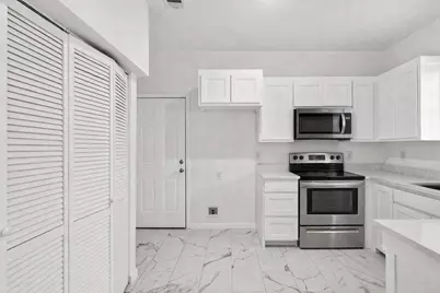 3420 Thannisch Avenue, Fort Worth, TX 76105 - Photo 9